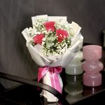 Light/dark pink bouquet +RM68.00